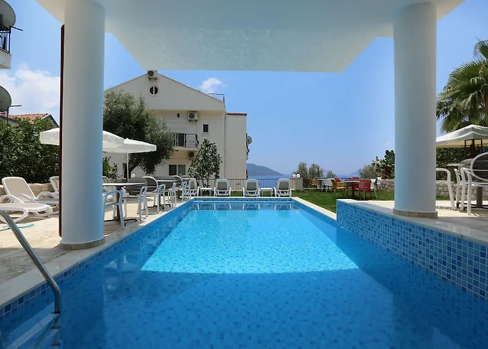 Hotel Payam 3*