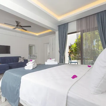 Payam Hotel 4*